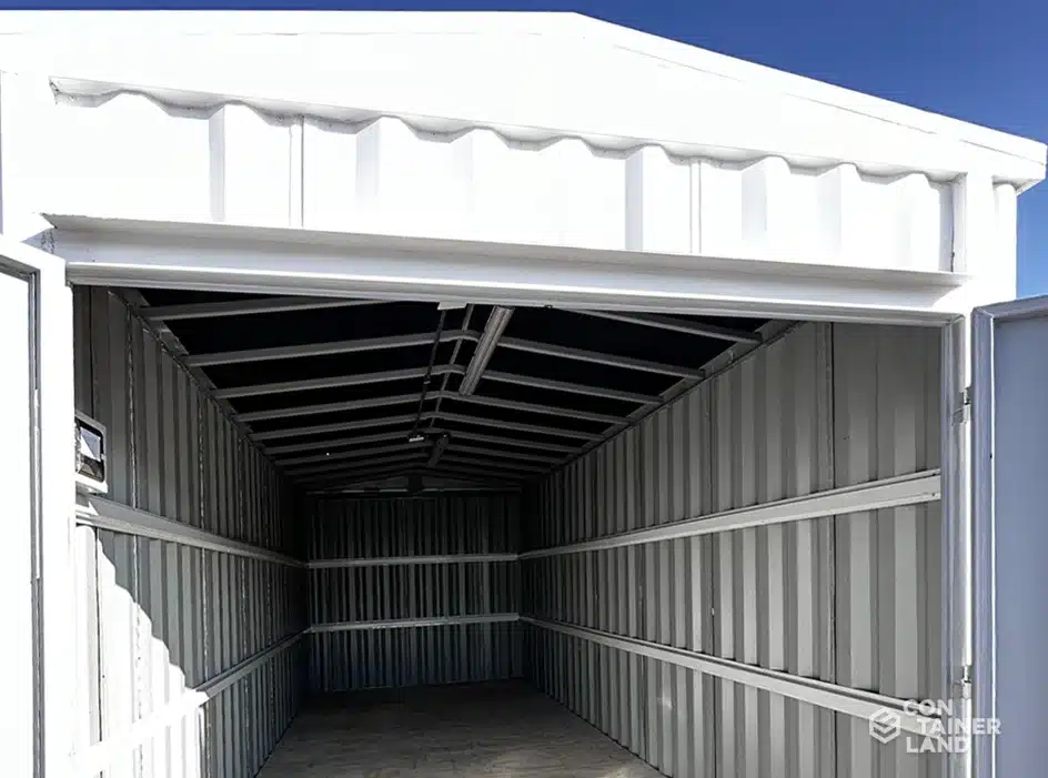 6 x 2,5 mts. |  15 M2  | 1 Portón Lateral 4 — Containerland